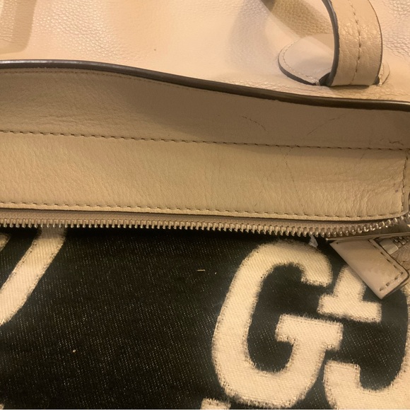 Michael Kors purse - Picture 7 of 11